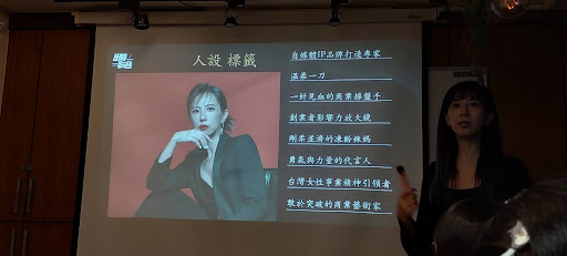 視覺鉤子示例 - ultima markets
